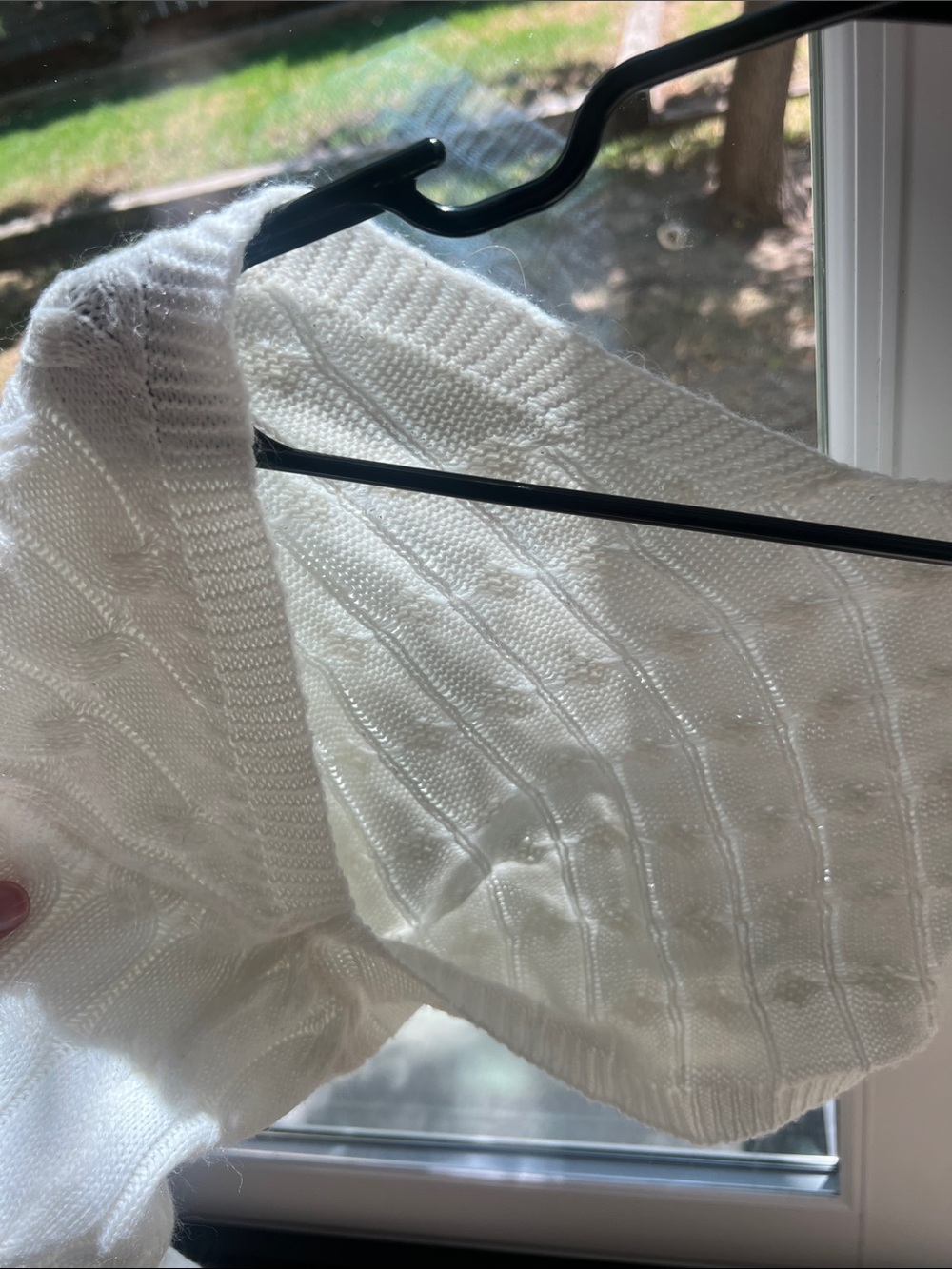 Cropped shawl - Picture 2 of 3
